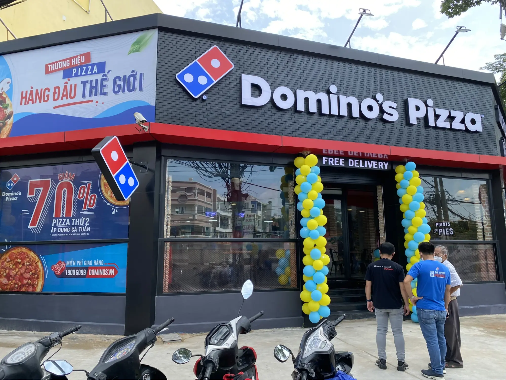 Domino’s Pizza - Quán ăn ngon Phú Mỹ Hưng nổi tiếng 