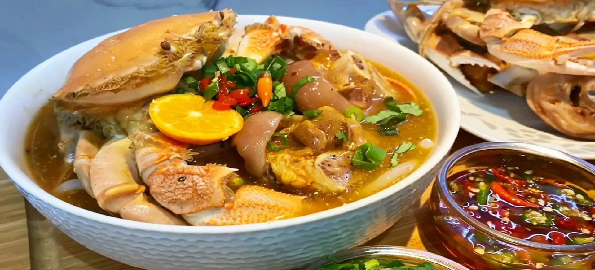 Bánh Canh Ghẹ Cô Ba - Quán ăn ngon quận 2 lâu đời 