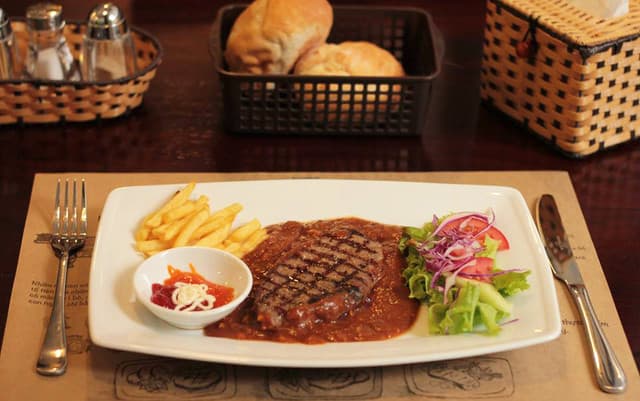 The American Steak - Thiên đường ẩm thực Âu - Mỹ tại Vinh